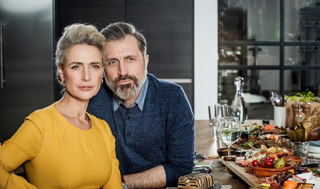 Lijfrente uitkeren op Leefrente - man en vrouw op reis